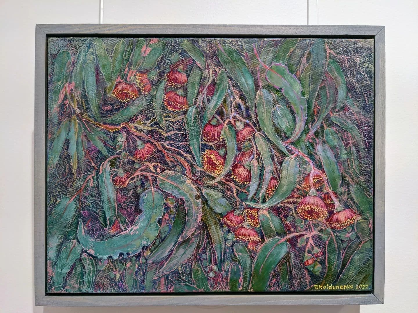 Red gum bloom