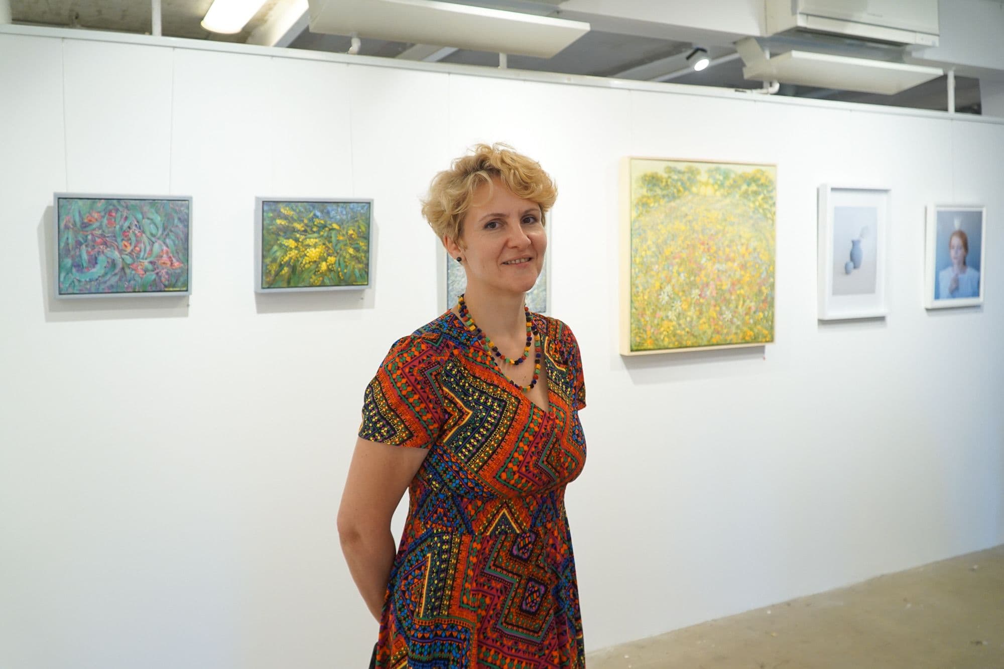 Contemporary Sydney artist at the exhibition Australiana