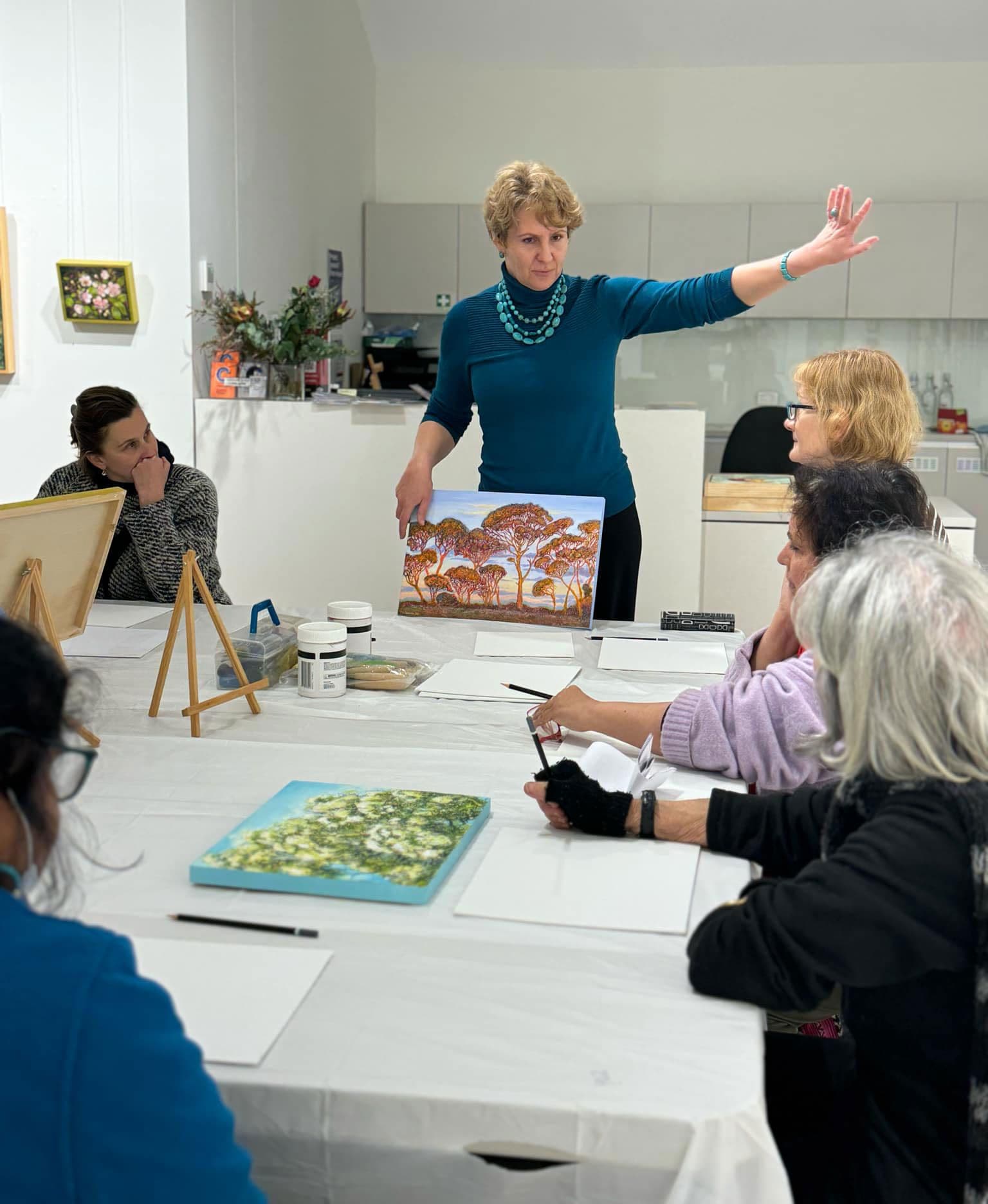 Tetiana conducting the workshop