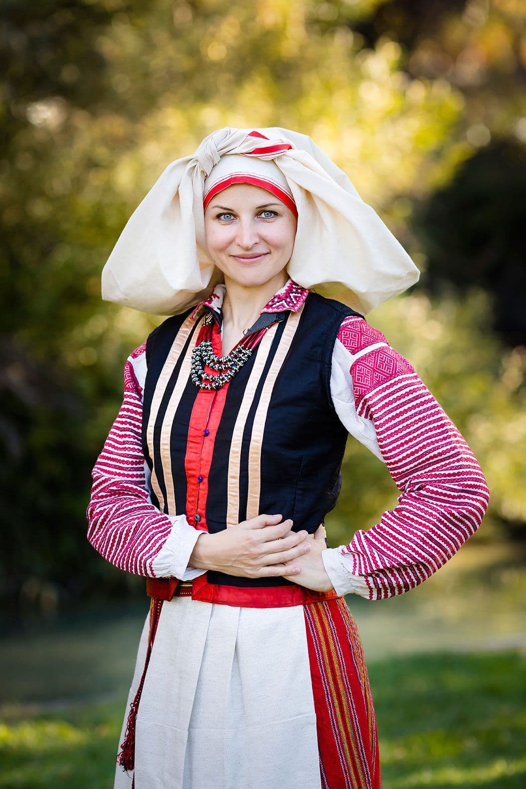 Model in Volyn outfit
