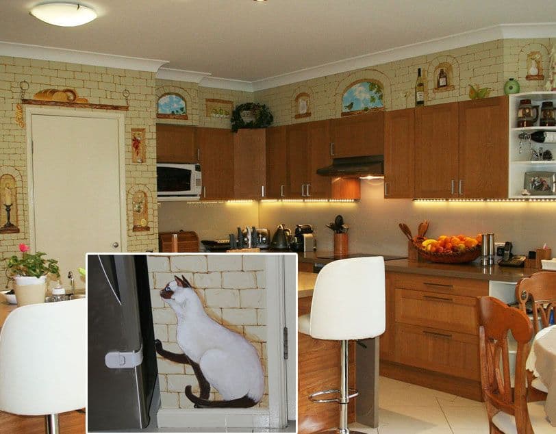 Kitchen walls decorated with pseudo brick and windows